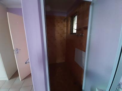 To Let 2 Bedroom Property for Rent in Oakdene Western Cape